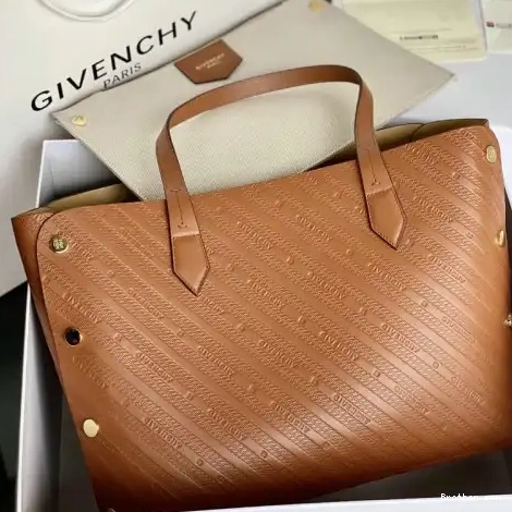 Bag 20GV11157 Givenchy 0803